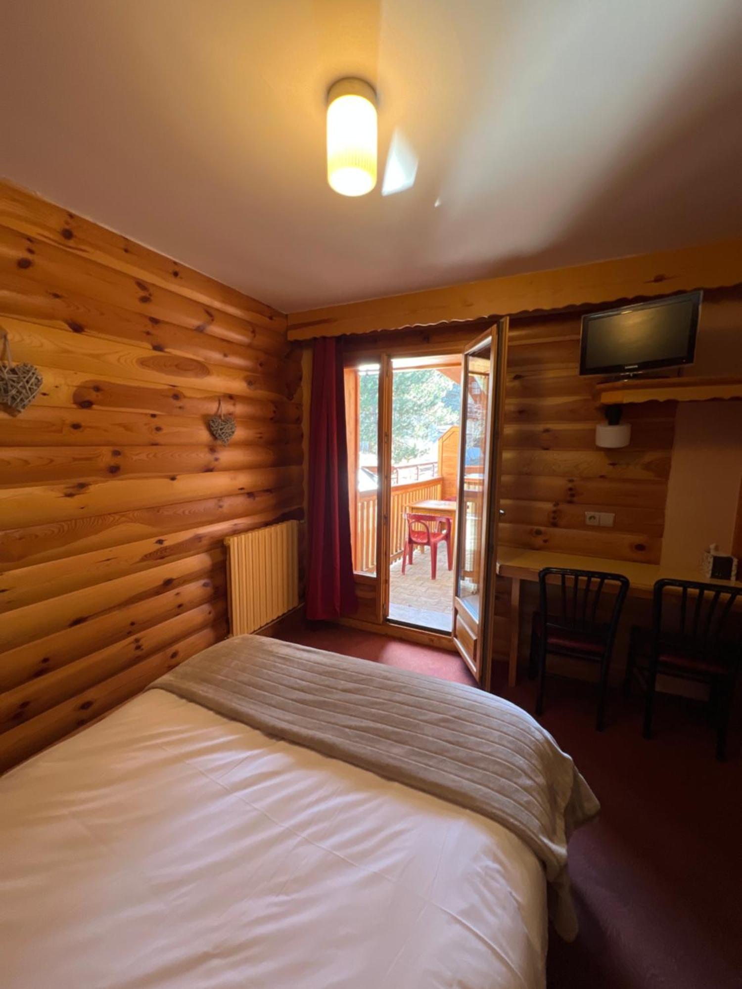 Hotel Restaurant La Pendine Les Pres Εξωτερικό φωτογραφία